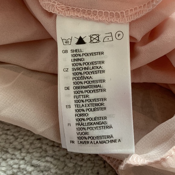 H&M Smocked-Waist Dress - Picture 4 of 4